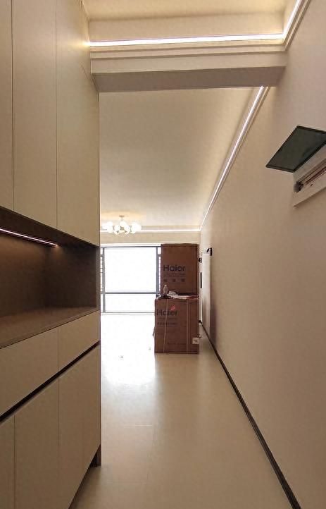 钦州2026现代简约风装修｜及第臻品110m²5月公司完工实景案例 - 今日头条