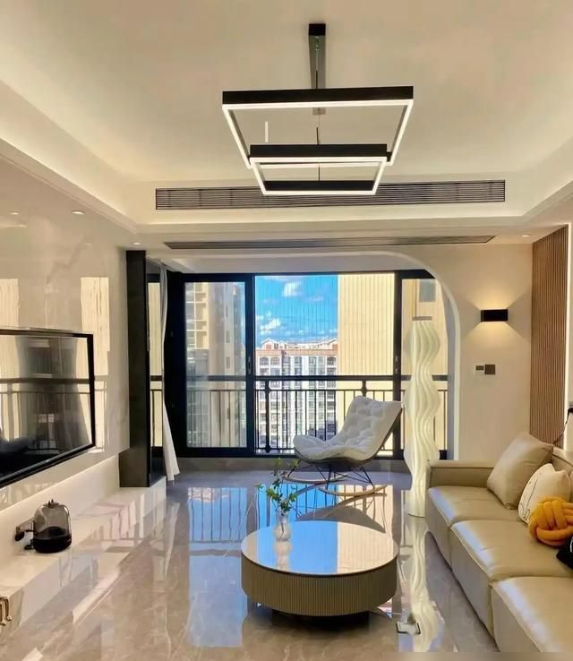 深圳夫妻130m²的家火了,因太会布置而走红,全屋不是一般的高级 - 今日头条 深圳夫妻130m²的家火了,因太会布置而走红,全屋不是一般的高级 - 家居知识