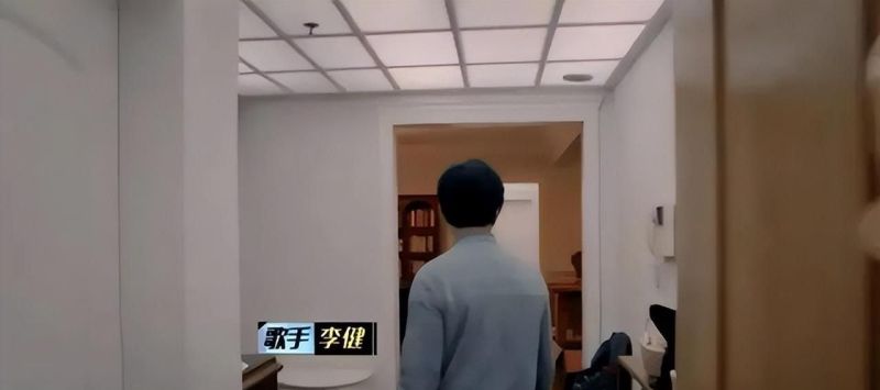 李健家居“极简派”火了,年轻人疯狂反思花里胡哨装修 - 今日头条 李健家居“极简派”火了,年轻人疯狂反思花里胡哨装修 - 家居知识