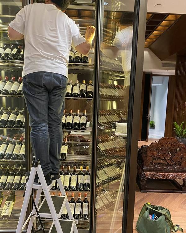 探讨有实力的酒柜定制设计公司,不锈钢酒柜定制哪家性价比高 - 今日头条 探讨有实力的酒柜定制设计公司,不锈钢酒柜定制哪家性价比高 - 家居知识
