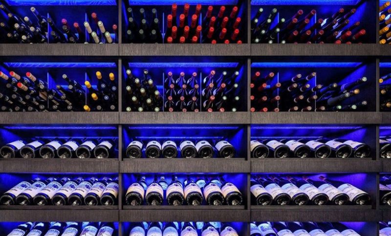 恒温酒柜为什么能差几万元？看上海、武汉、厦门3个案例就明白 - 今日头条