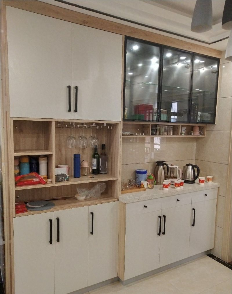 高档小区不锈钢酒柜如何选材，广东硕集解析304食品级材质优势 - 今日头条